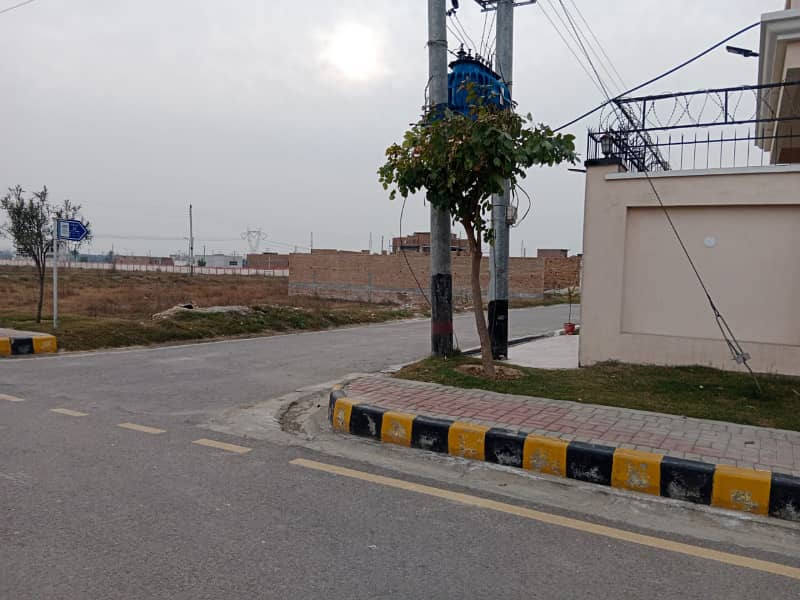 6 MARLA PLOT FOR SALE AT GREEN MANSIONS PHASE 1 2