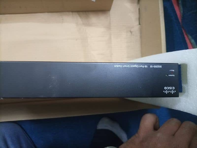 cisco switch 3400 series and small bussiness switch 0