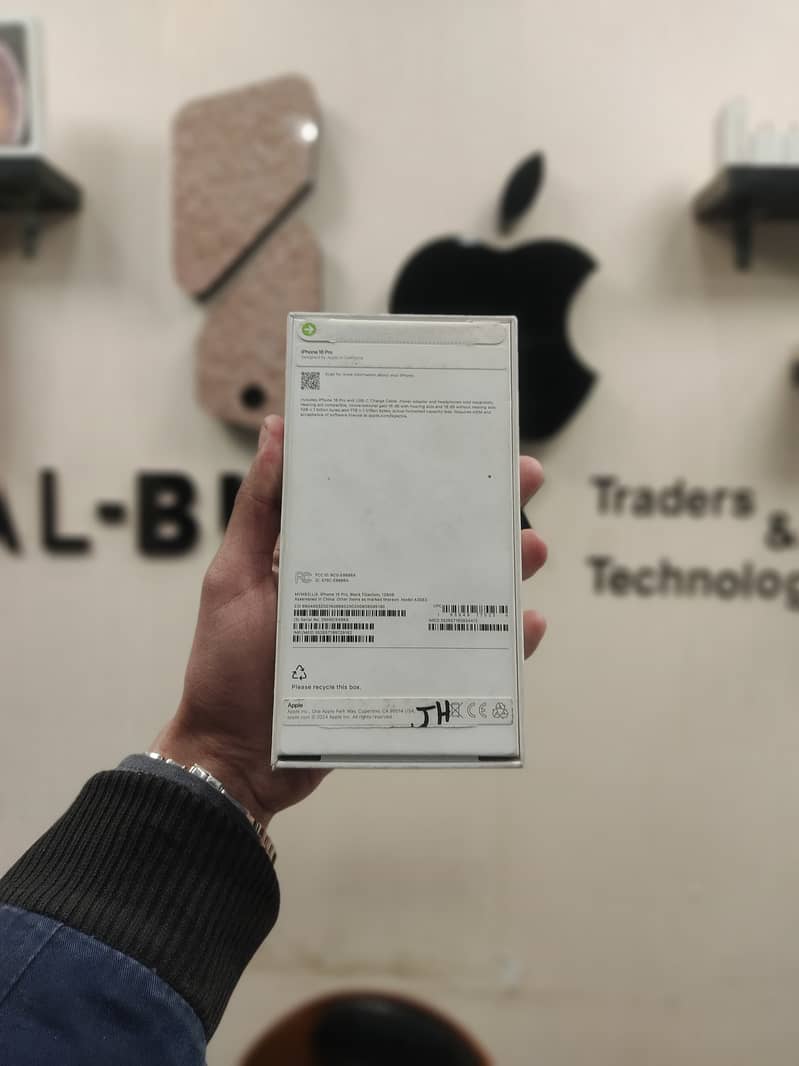 iphone 16 Pro 128gb non pta 2