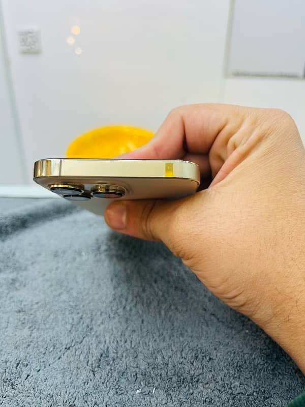 iphone 13 pro 128gb Non/pta factory unlock 10/10 confition 85% 4