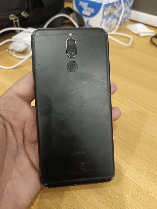 Huawei Mate 10 lite 1