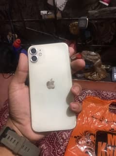 Iphone 11 64 Gb Condition 10/10