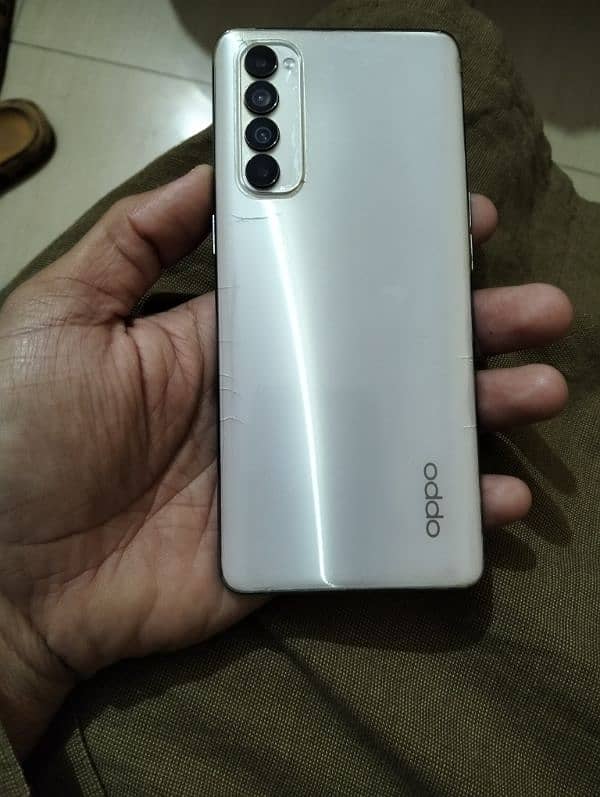 oppo Reno 4pro 8+4/256 GB 0