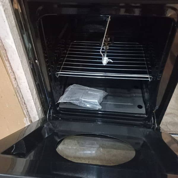 New condition cooking range 1