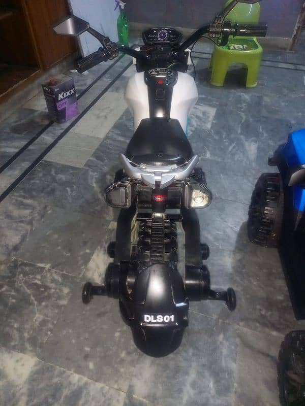 kids bike good condition 2