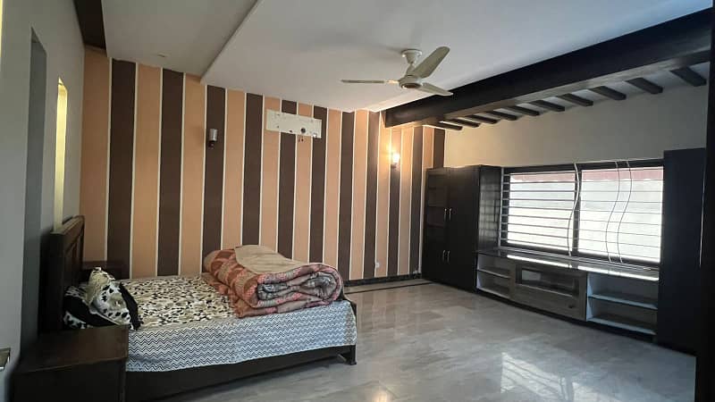 1 KANAL HOUSE FOR RENT IN BAHRIA TOWN LAHORE 0