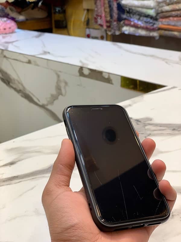 IPHONE 11 128GB FACTORY UNLOCK NON PTA 6