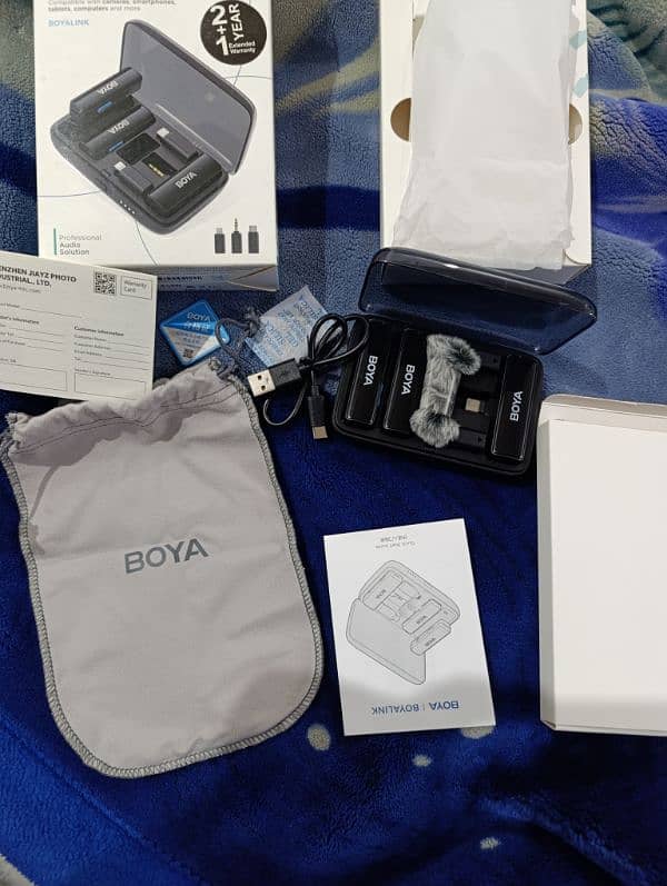 Boya link Wireless Dual Channel Microphone 4