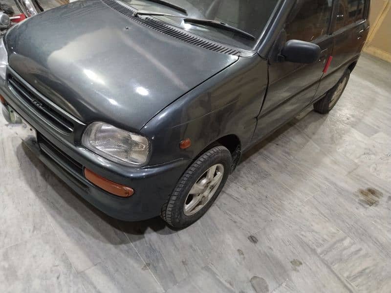 Daihatsu Cuore 2005 1