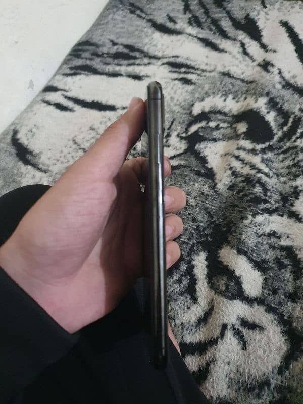 iPhone Xs Max Non Pta 64 gb (read description) 9