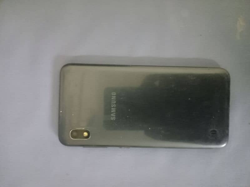 Samsung A-10 4