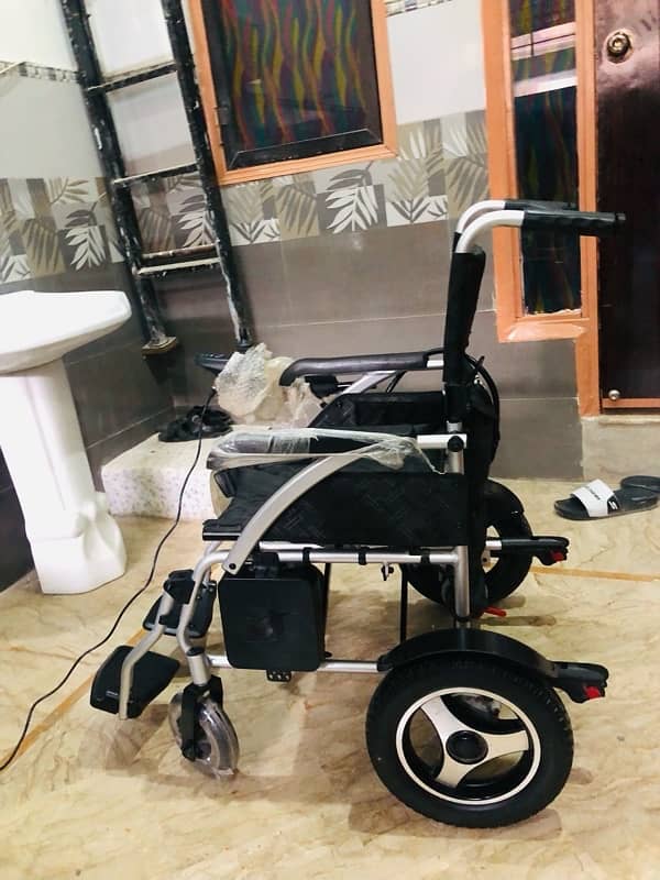 Brand New Electric Wheel Chair For Sale . 4