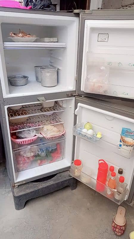 refrigerator 3