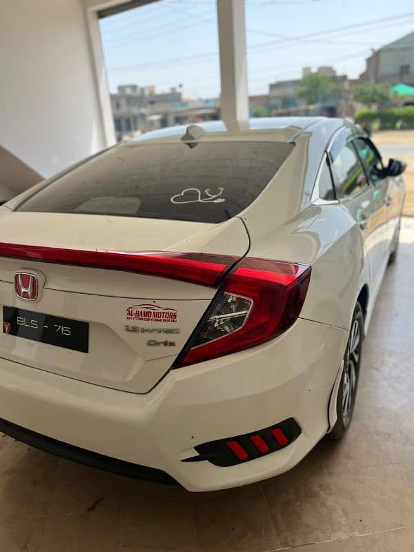 Honda Civic Oriel 2017 2