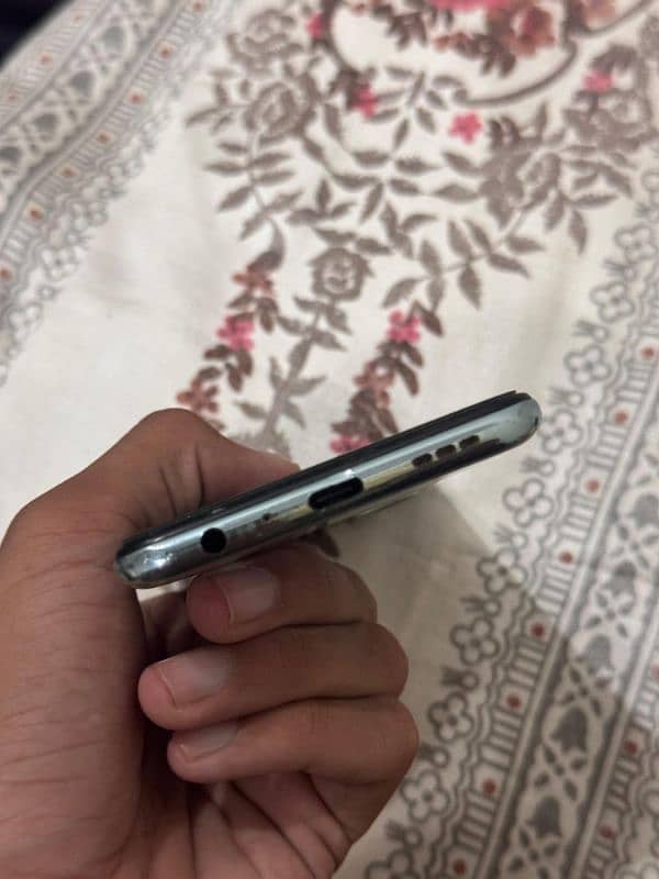 oppo reno 6 all ok 8+8/128 just finger print not working 3