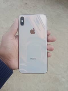 XS MAX pta Approved 256 with Golden Colour battery health 82%.