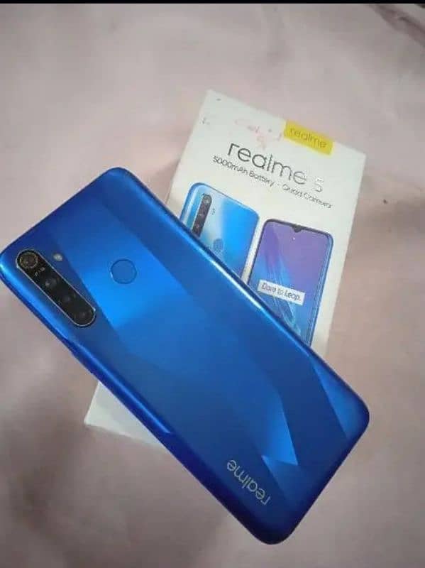 Realme 5 4/64 Duel sim approve with box 0