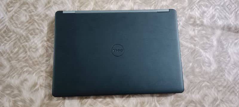 Dell latitude E5470 i5 6th generation 8/256GB 2