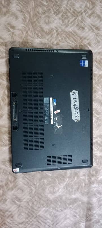 Dell latitude E5470 i5 6th generation 8/256GB 5