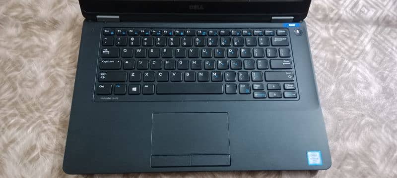 Dell latitude E5470 i5 6th generation 8/256GB 6