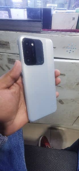 tecno spark 8c full box 3+1 total 4 gb ram 64 mamry new condishan 0