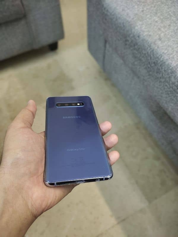 Samsung s10 plus 8/128 waterpack 5