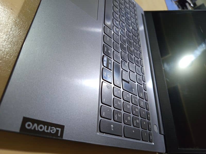 10th generation laptop 8