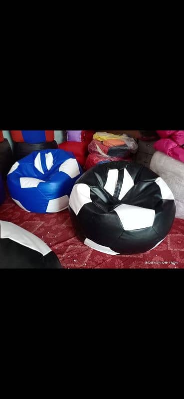 Adult size football bean bag sofas / Sofa cum bed bean bag 0