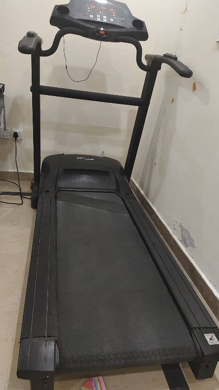 Italian imported semi commercial treadmill for sale in reasonable 0