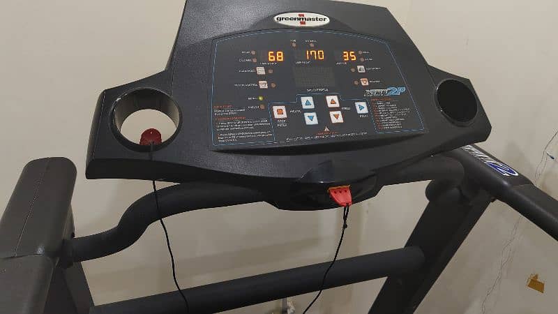 Italian imported semi commercial treadmill for sale in reasonable 3