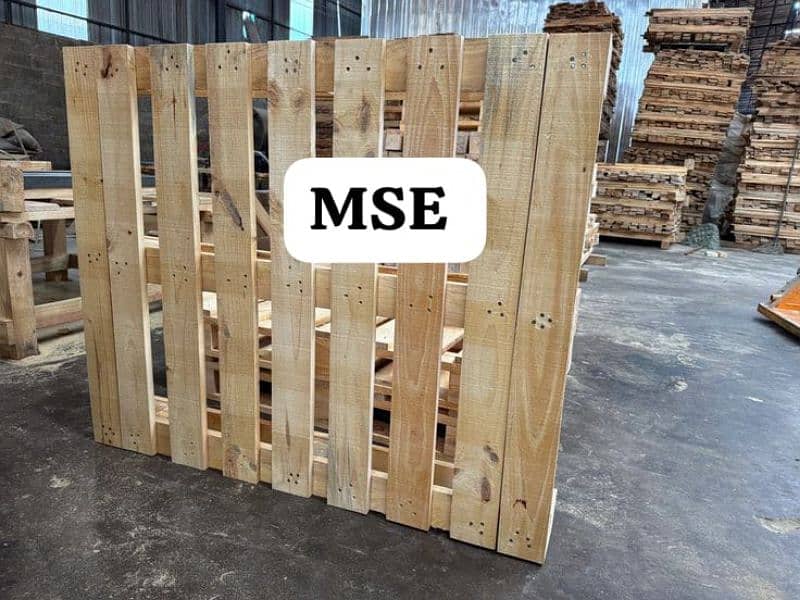 Plastic Pallets Supplier in Pakistan | Wooden & Plastic pallets stock 14