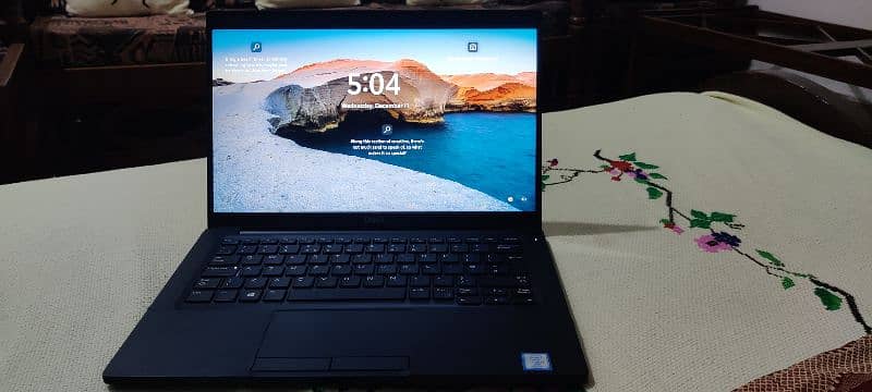 Dell latitude 7390 i7 8th generation 0