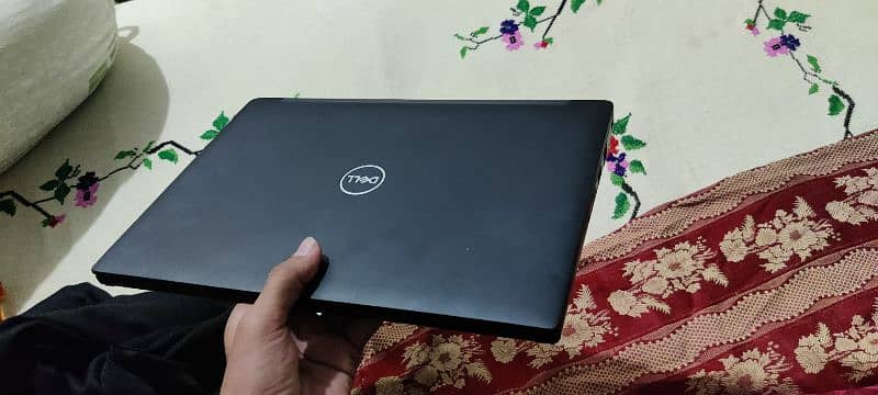 Dell latitude 7390 i7 8th generation 4