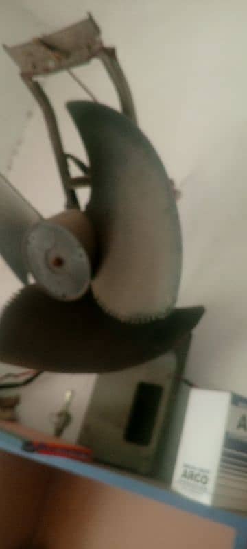 AC fan 1