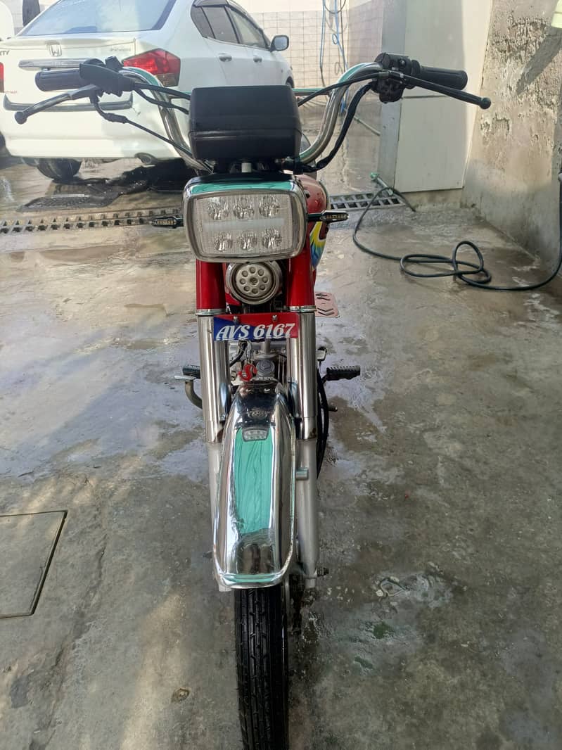 Honda CD 70 2021 3