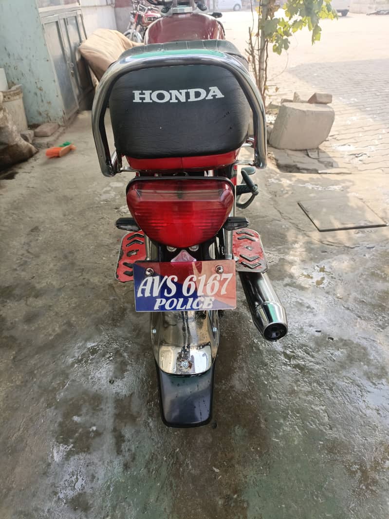 Honda CD 70 2021 6