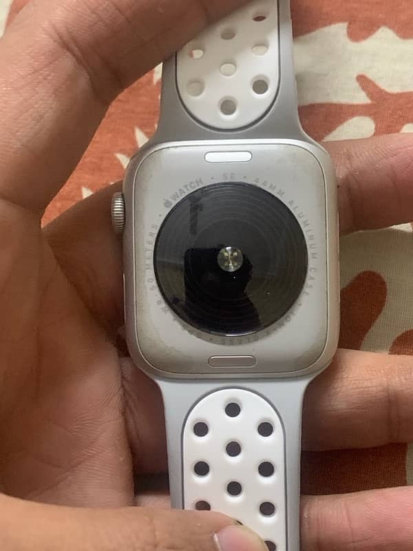 Apple Watch SE 2nd Generation 44mm 6