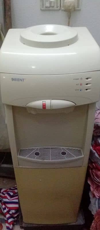 Orient Water Dispenser 0