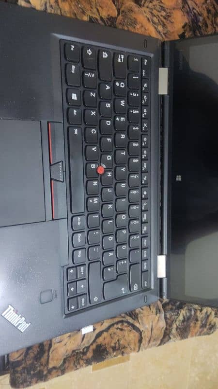 Lenovo i7 6th generation laptop 9