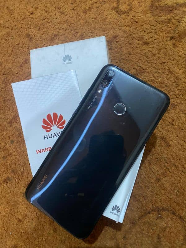 HUAWEI Y9 2019 4/64 WITH BOX ONLY 1