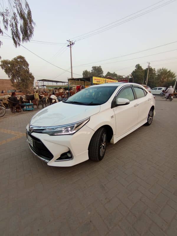 Toyota Altis Grande 2022 5