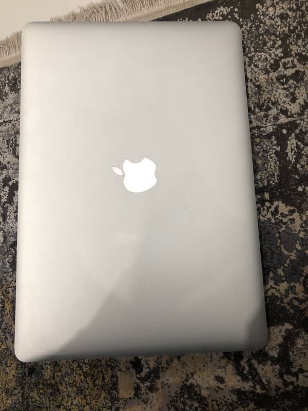 Macbook pro 2015 3