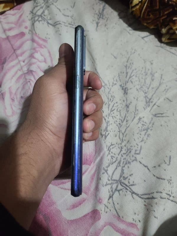 oppo reno 3 pro panel chang ho ga baking phone ok ha koi masla nahi ha 1