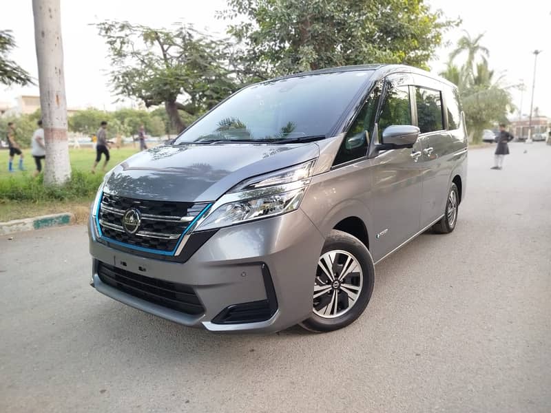 Nissan Serena E Power 2019 B/T Voxy Sainta Brv Noah esquire 1