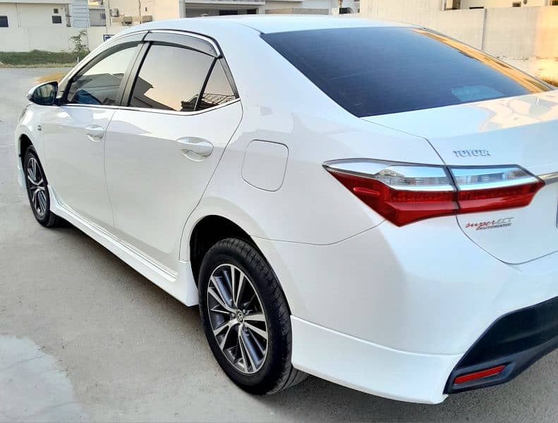 Toyota Corolla Altis 2019/20 Total Genuine Brand new car 3