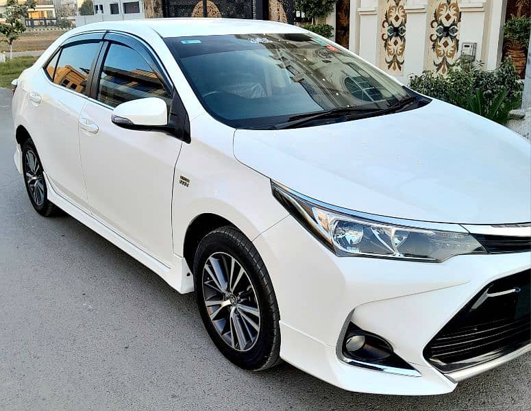 Toyota Corolla Altis 2019/20 Total Genuine Brand new car 4