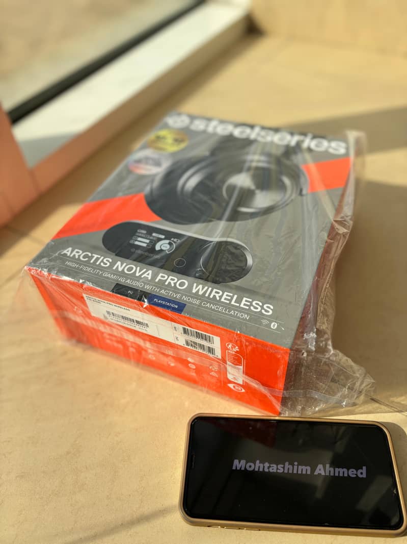 Steelseries Arctis Nova Pro Wireless Headset - PC/PLAYSTATION 1