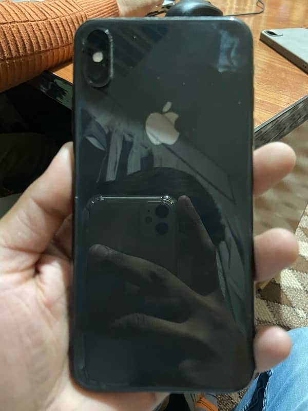 Apple I phone XS Max PTA approved 64Gb 1