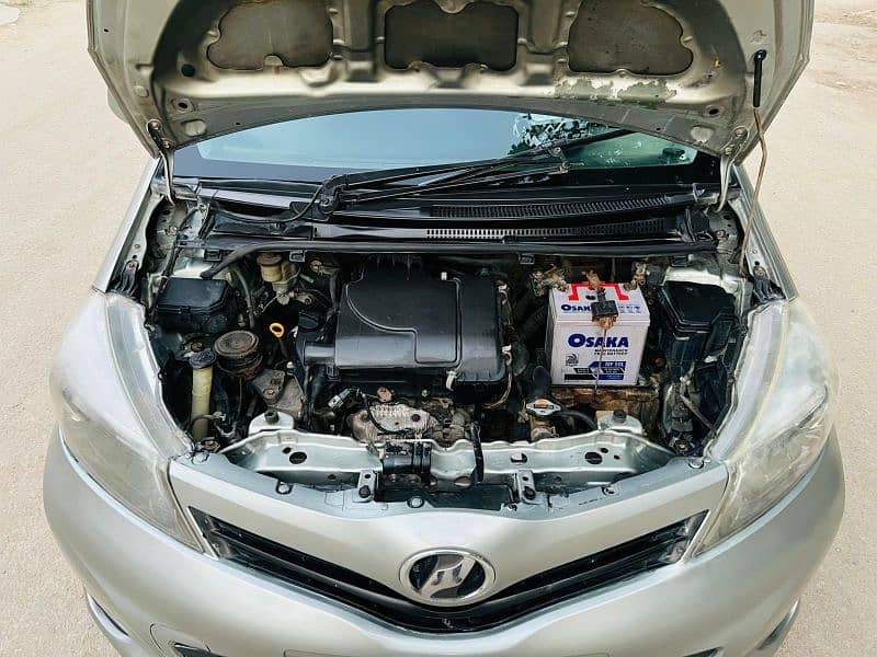 Toyota Vitz 2011/2014 13