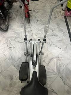 Life Style Exercies Bikes / Exercies Cycle / Gym Cycle